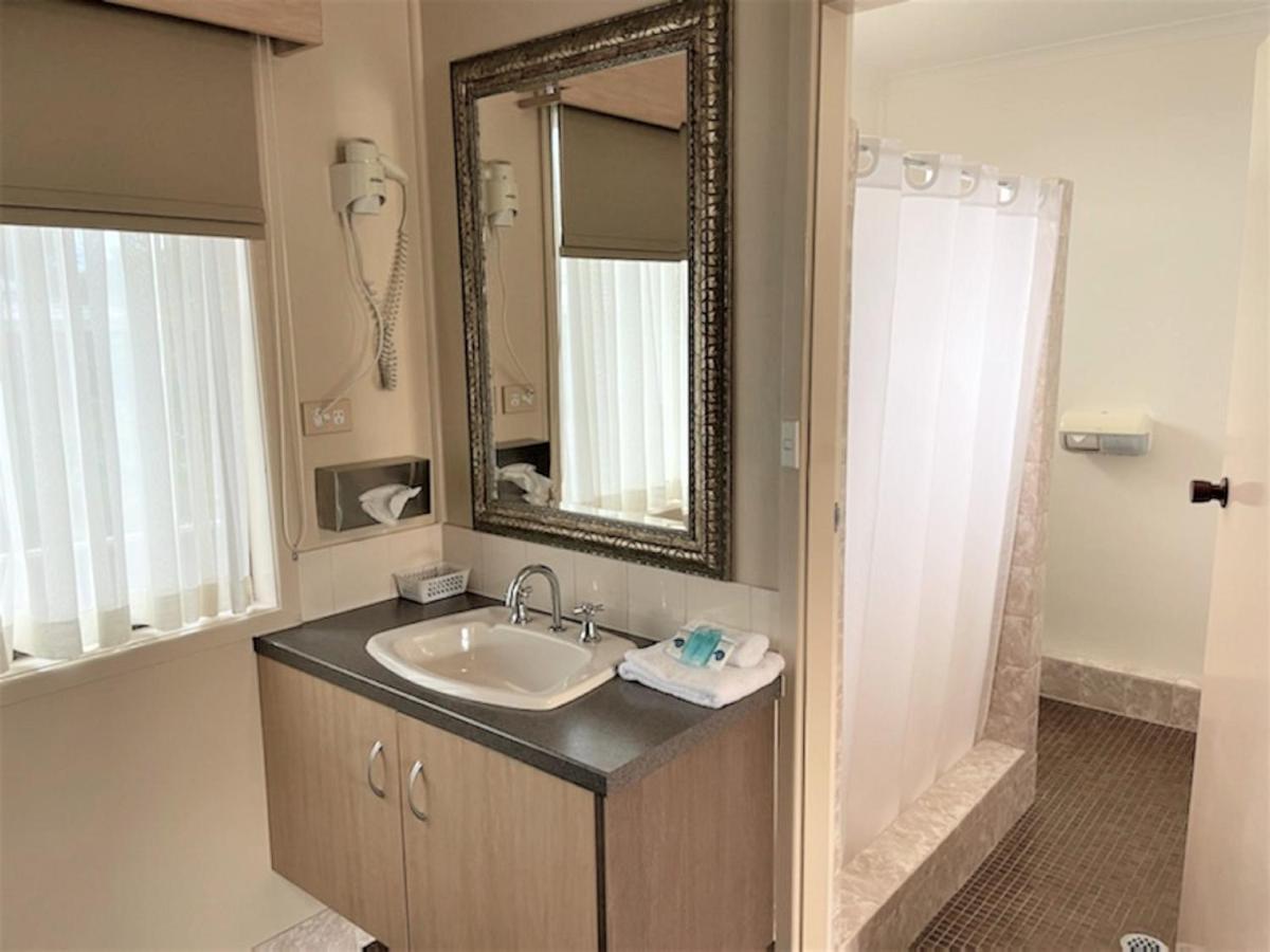 Milgate Motel Казино Экстерьер фото